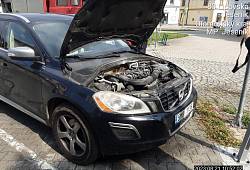 Strážníci Městské policie Jeseník zasahovali u hořícího motoru osobního automobilu